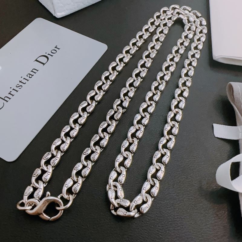 chr1st1an D10r necklaces